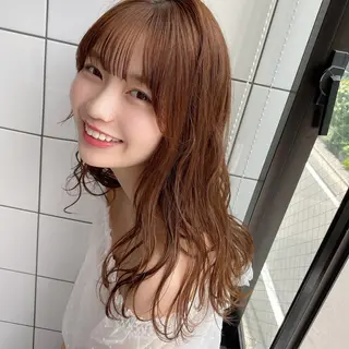 セミロング カラー ヘアアレンジ 外苑前NO.1艶髪 透明感カラーのヘアスタイル