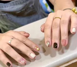 ネイル 高木 維麗絲のネイルデザイン