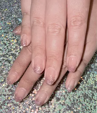 ネイル BellTree,J【ベルトリージェイ】所属・ベルトリー ジェイのネイルデザイン