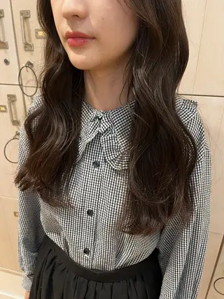 ロング カラー vince gio 彩織のヘアスタイル