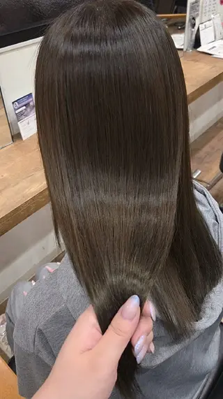 セミロング パーマ 関口 友菜のヘアスタイル