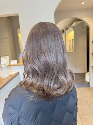 カラー 透明感ある艶カラー / KAKOのヘアスタイル