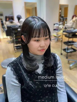 ミディアム カラー 縮毛矯正/レイヤー /ひかるのヘアスタイル