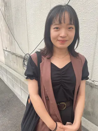 セミロング さの あやねのヘアスタイル