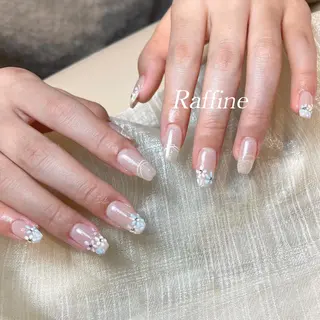 ネイル RAFFINE haru🦋🩵のネイルデザイン