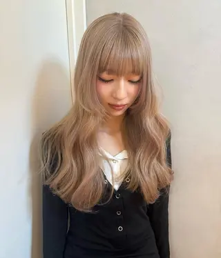 ミディアム カラー ヘアアレンジ 縮毛矯正ブリーチ/ ベージュmamiのヘアスタイル