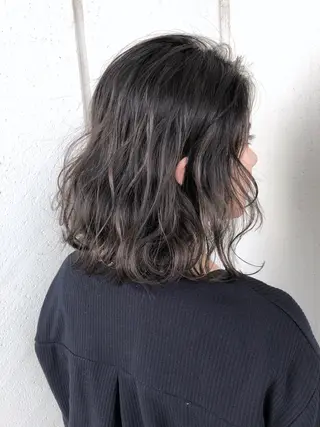 ショート カラー パーマ ヘアアレンジ seen所属・境 健助のヘアスタイル