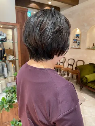 ショート ボブ ホノカのヘアスタイル