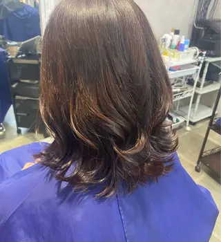 ミディアム カラー attrait所属・アトレ＊個室サロン himekaのヘアスタイル