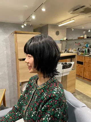 ミディアム 黒岩 梨沙のヘアスタイル