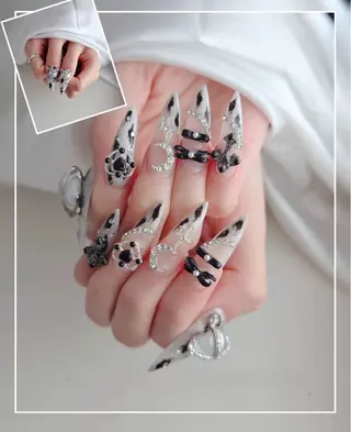 ネイル Lyna 池袋のネイルデザイン