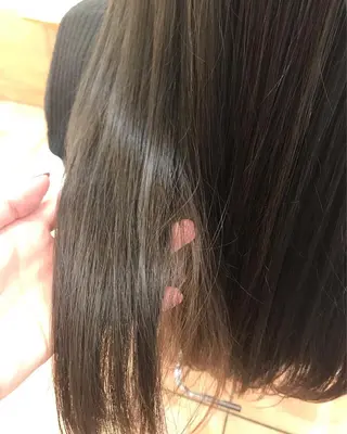 レイヤーカット・ 縮毛矯正 星野のヘアスタイル