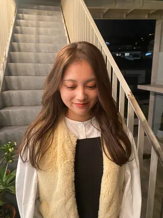 ロング BEAUTRIUM所属・七里ヶ浜美容師 🎀YURA🎀のヘアスタイル