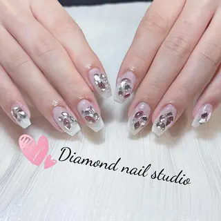 ネイル Diamond 🧚🏻‍♀️のネイルデザイン