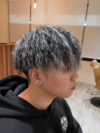 ショート パーマ メンズ Flow所属・黒原 将貴のヘアスタイル