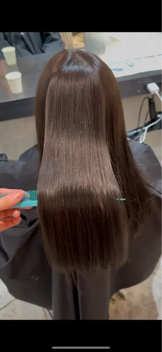 カラー WELLY  TOKYO所属・🌈レイヤーカット/ ハイトーン🌈タクマのヘアスタイル