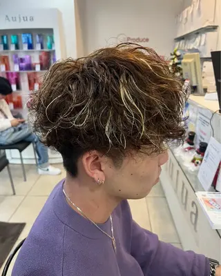 ショート パーマ メンズ 韓国風メンズ/毛流れ ヘアなら須田龍世のヘアスタイル