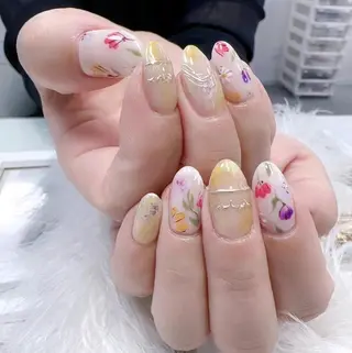 ネイル JOJOネイル所属・JOJO ネイルのネイルデザイン