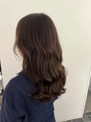 カラー UNBIRTHDAY amiのヘアスタイル