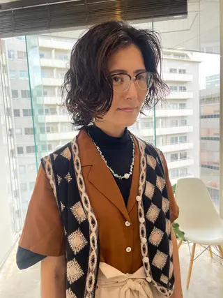 ミディアム パーマ レイヤー／似合わせ TAKUYAのヘアスタイル