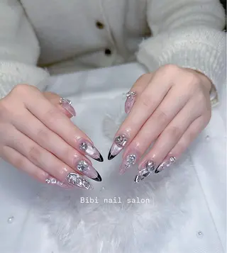 セミロング Bibi beauty spa Osaka所属・Chann Channのネイルデザイン