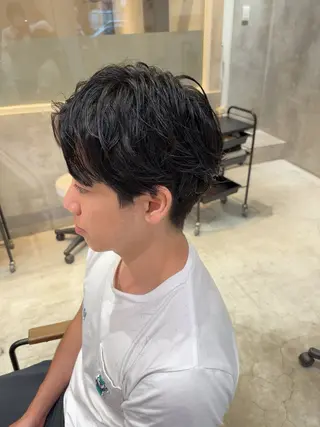 パーマ メンズ 吉田 絵梨奈のヘアスタイル