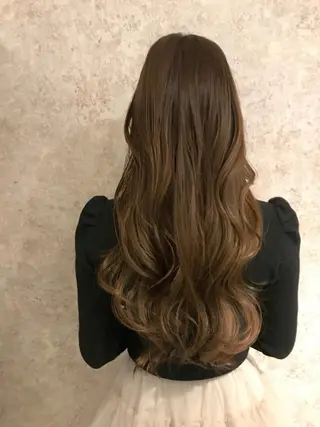 ミディアム due hair 京都駅前店 MILBON オージュア認定サロン【デューヘアー】所属・ハイトーンブリーチ 土坂　由志【京都】のヘアスタイル