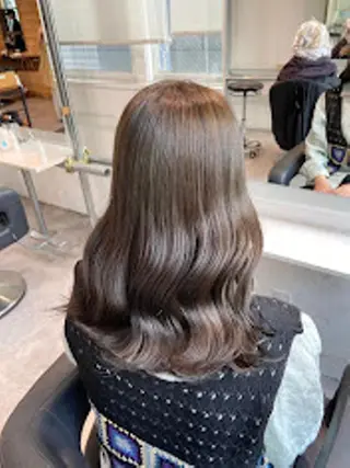 カラー 🪞［公式］ UNITED横浜🪞のヘアスタイル