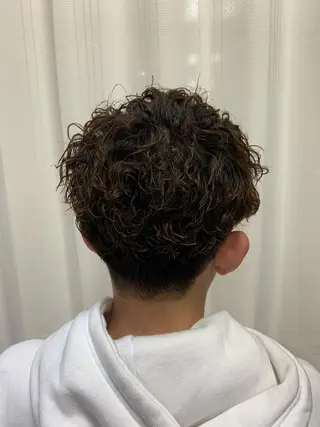 ショート パーマ labyrinthノーブル所属・メンズ特化西村 雄太のヘアスタイル