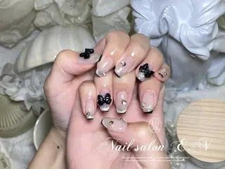 ネイル E.N🦋 長さ出し/持ち込みのネイルデザイン