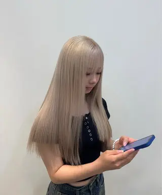 ロング カラー mir所属・堀越 美羽のヘアスタイル