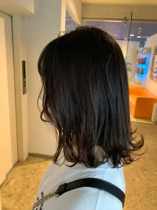 ミディアム うしだ かおるのヘアスタイル