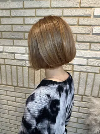 ショート カラー Sakura .のヘアスタイル