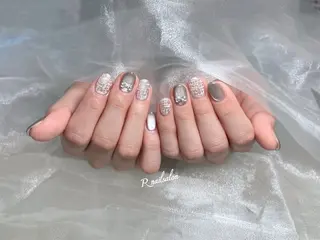 セミロング R NAILSALONのネイルデザイン