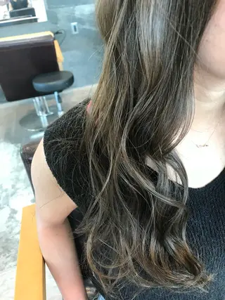 ロング カラー AUBE hair ales福岡平尾店所属・塚本 昂のヘアスタイル