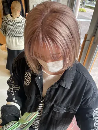 カラー wewe: momoeのヘアスタイル