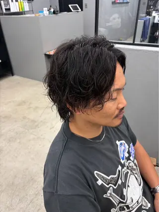 ミディアム パーマ メンズ メンズ専門サロン wokeのヘアスタイル