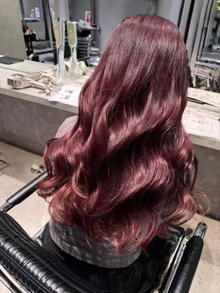 ロング カラー mao/天神ブリーチ ハイトーンカラーのヘアスタイル