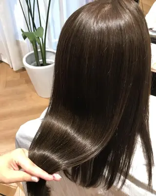 カラー 三好 麻美のヘアスタイル