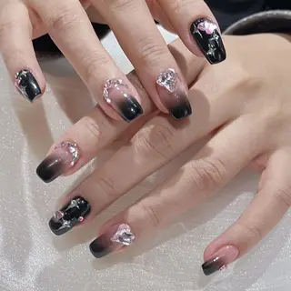 ネイル DEMAIN- 🌹のネイルデザイン