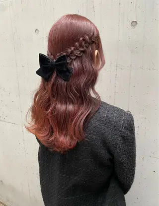 セミロング ヘアアレンジ レイヤーカット/ 縮毛矯正/ミサキ💐のヘアスタイル