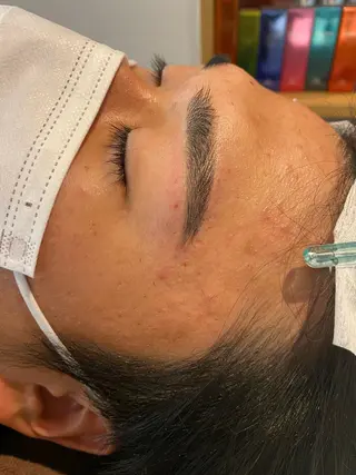 アイブロウ 山﨑 燦人のヘアスタイル