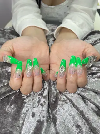 ネイル Mumu所属・Mumu モデル募集中🪄のネイルデザイン