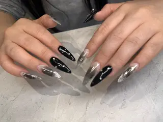 ネイル LAVIAS【 ラヴィアス】yunoのネイルデザイン