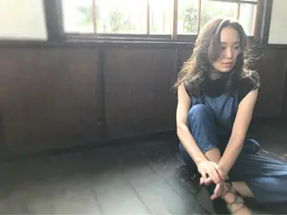 セミロング 縮毛矯正専門家 大桃史朗のヘアスタイル