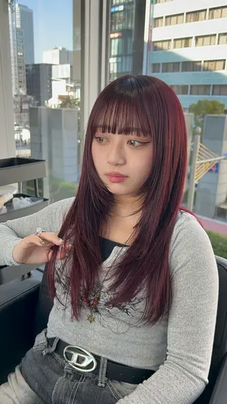 セミロング i.osaka所属・たつ/レイヤーカット 顔周り/髪質改善のヘアスタイル