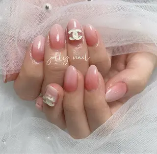 ネイル Gloss nail salonジェル＆長さだし専門店所属・Meri💅ジェル& チップ長さだし専門のネイルデザイン
