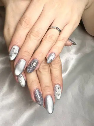 ネイル K Rのネイルデザイン