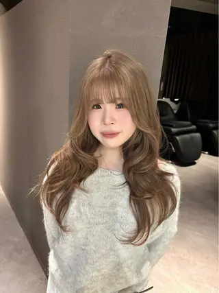 ロング カラー 透明感カラー・レイヤ ー🎀amika🎀のヘアスタイル