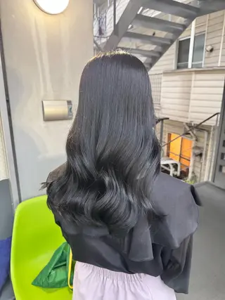 カラー 河田 愛菜のヘアスタイル